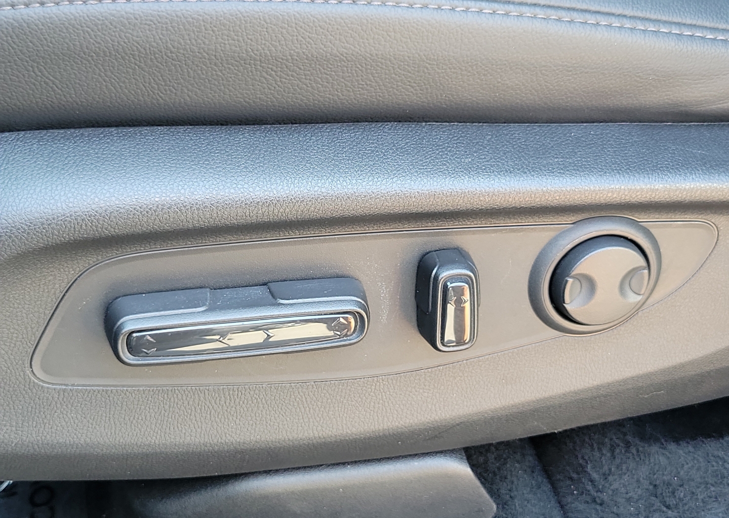 2025 Honda CR-V EX-L - Photo 23