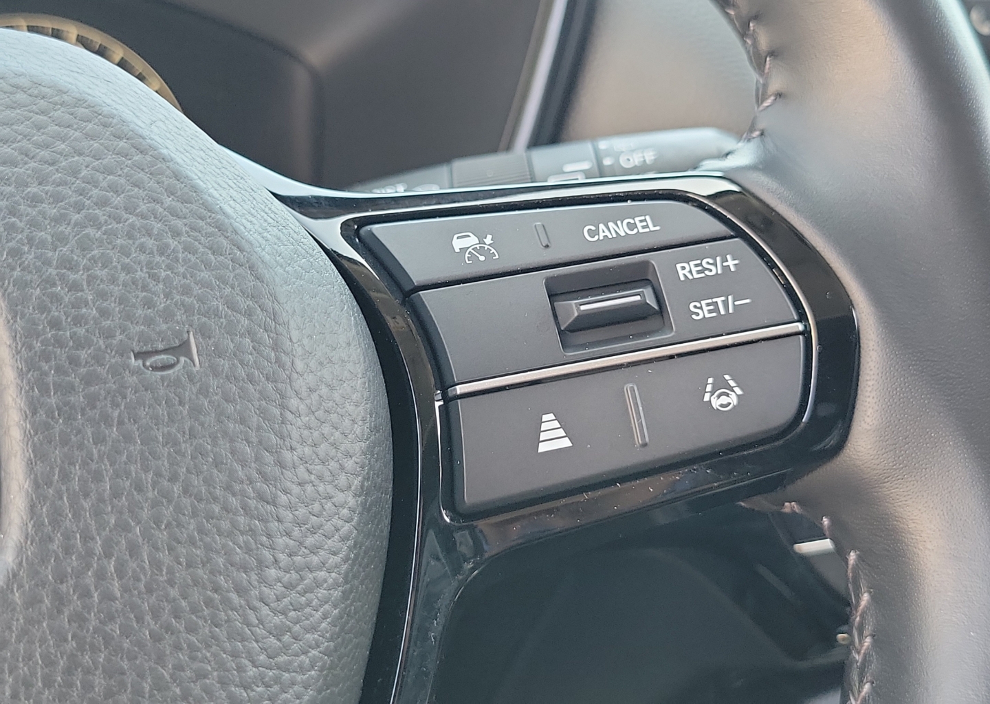 2025 Honda CR-V EX-L - Photo 26