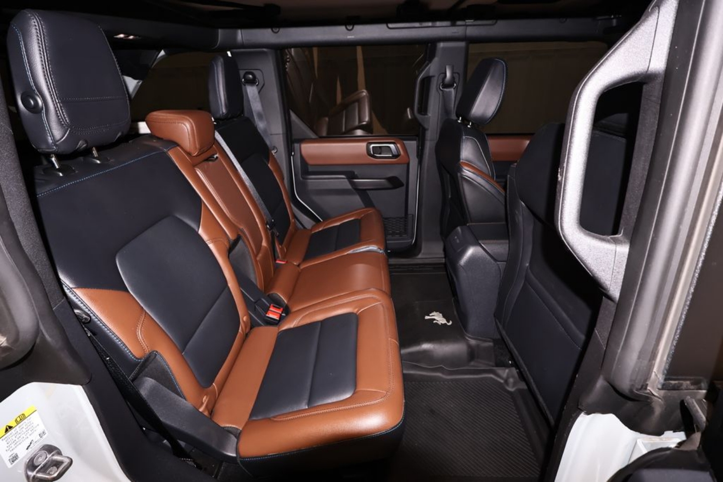 2024 Ford Bronco 4-Door Outer Banks - Photo 17