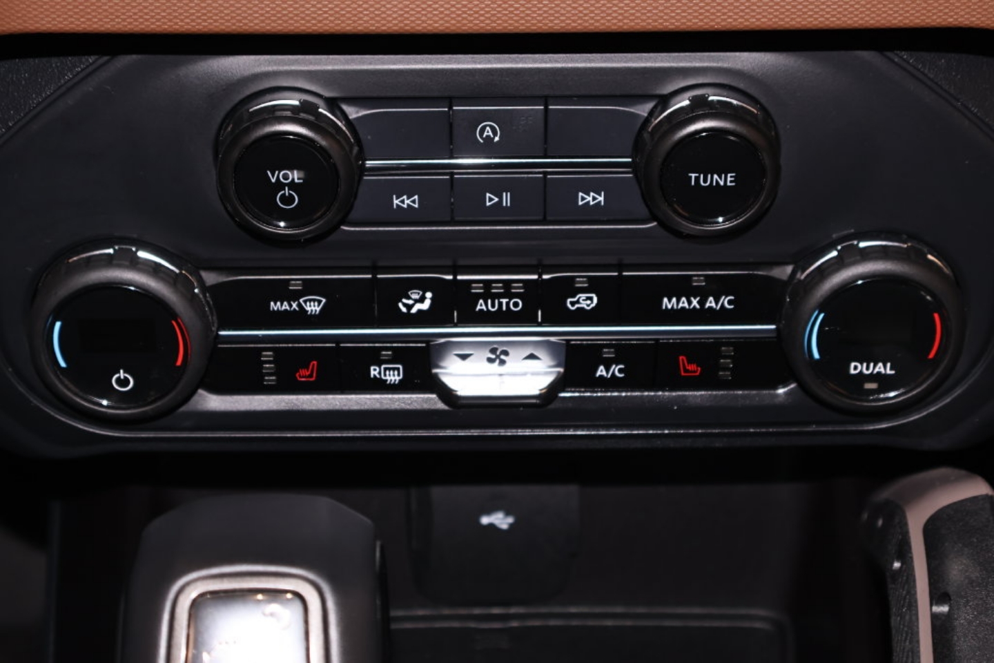 2024 Ford Bronco 4-Door Outer Banks - Photo 31