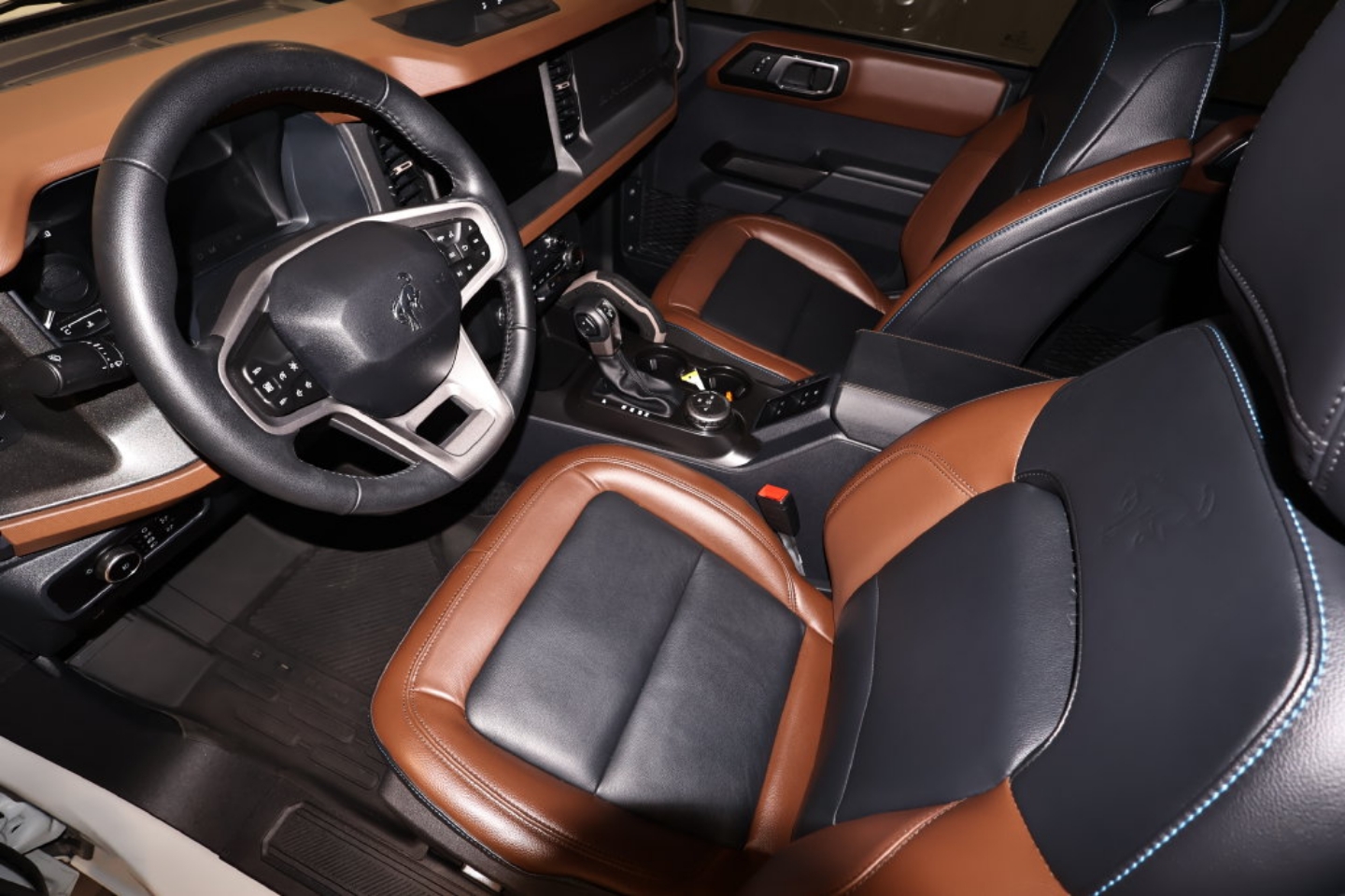 2024 Ford Bronco 4-Door Outer Banks - Photo 33