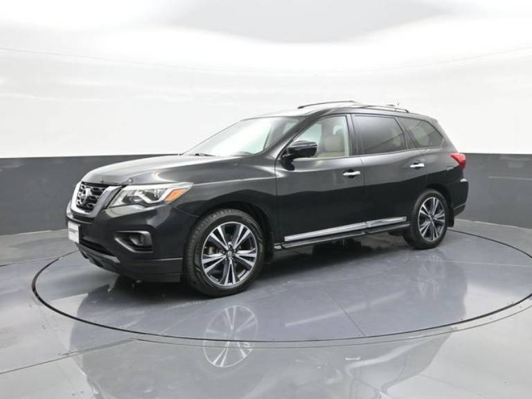 2017 Nissan Pathfinder Platinum