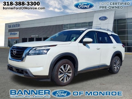 2024 Nissan Pathfinder SL