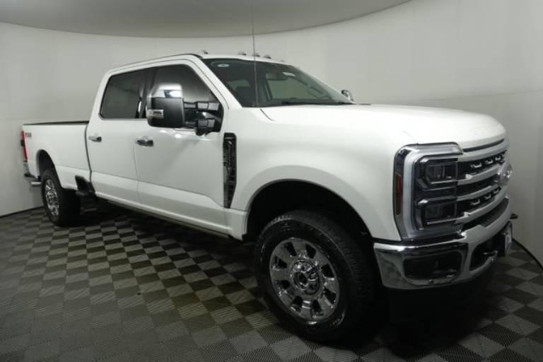2026 Ford Super Duty F-350 SRW LARIAT