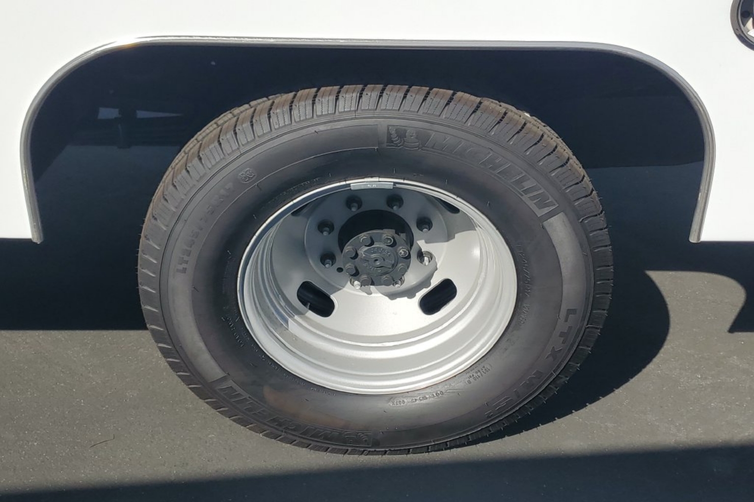 2026 Ford F-350 Super Duty Chassis Cab XL - Photo 8