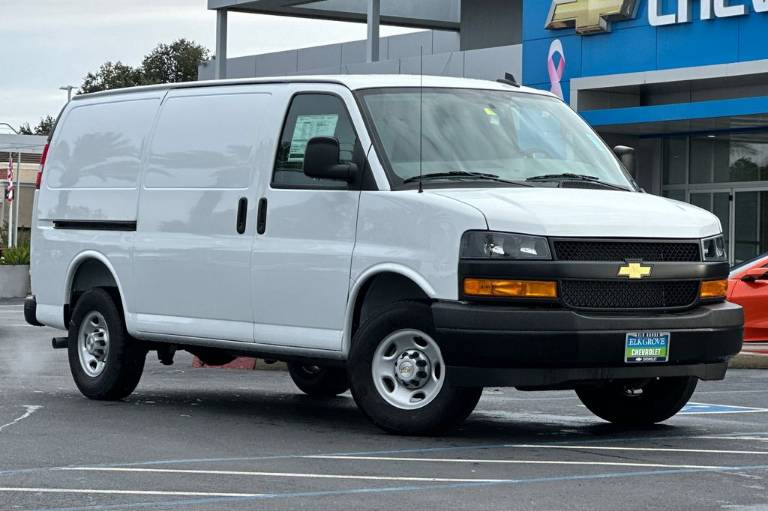 2025 Chevrolet Express 2500 Work Van