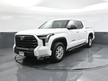 2025 Toyota Tundra 4WD SR5