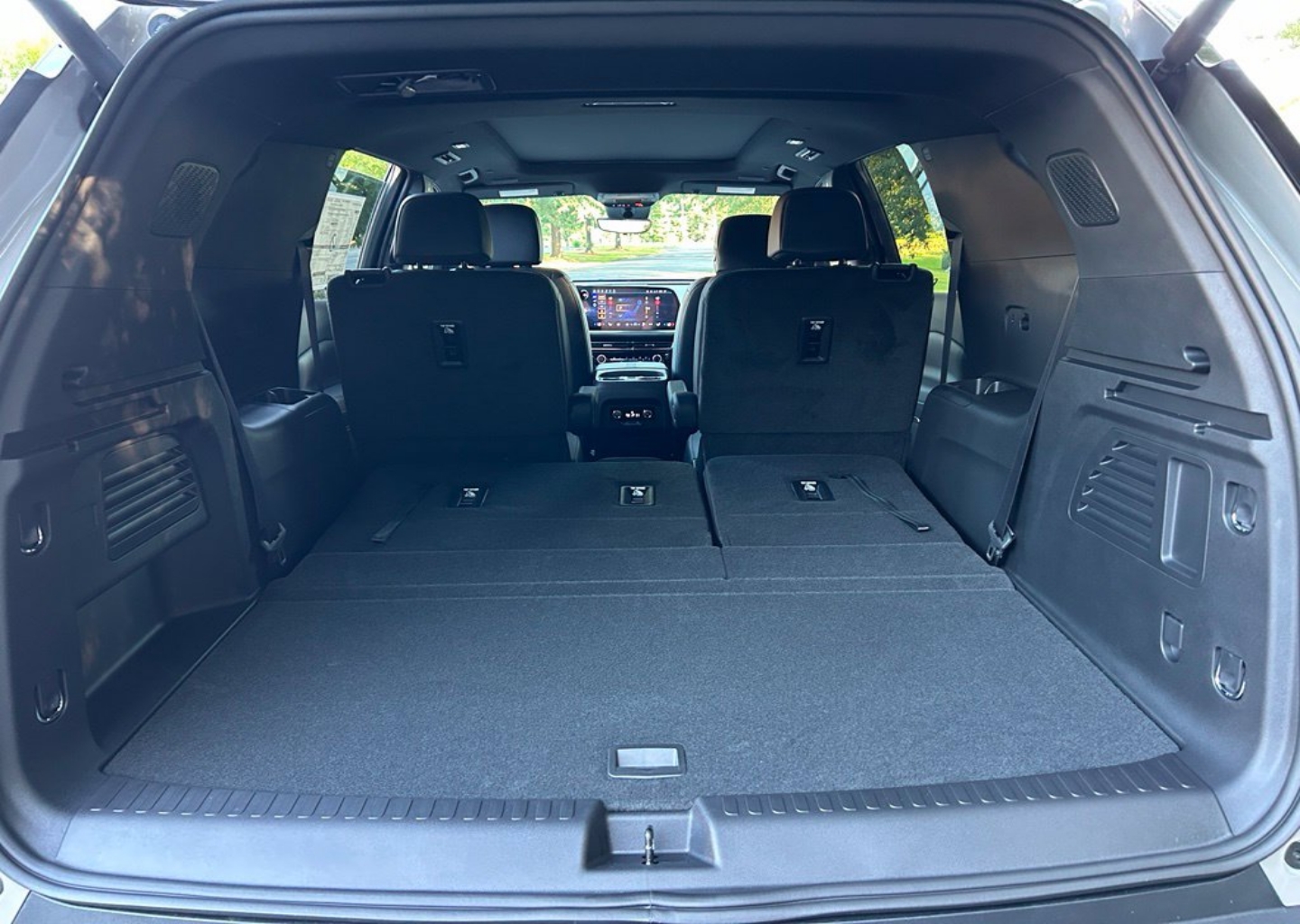 2027 Chevrolet Traverse Z71 - Photo 114