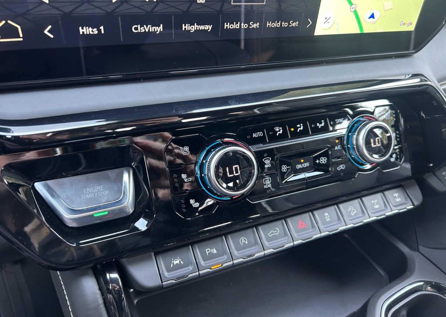 2026 GMC Sierra 1500 AT4X - Photo 104