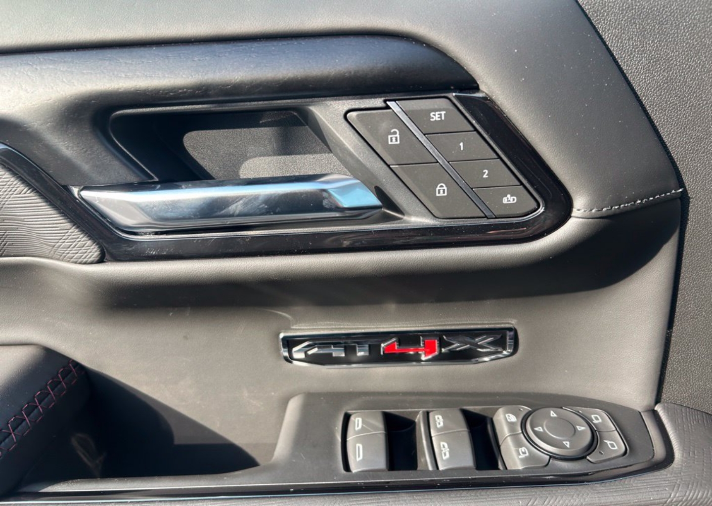 2026 GMC Sierra 1500 AT4X - Photo 123