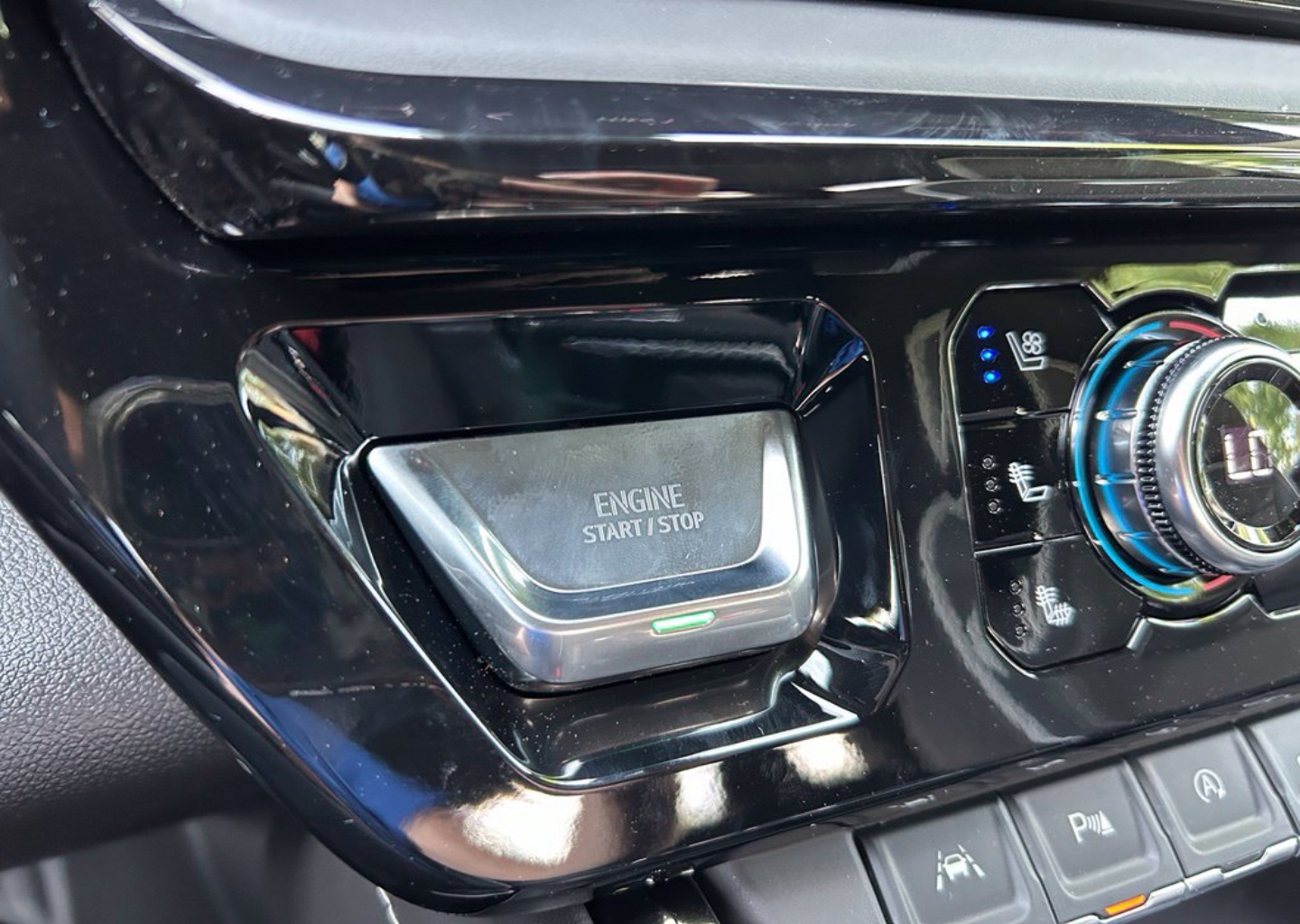 2026 GMC Sierra 1500 AT4X - Photo 107