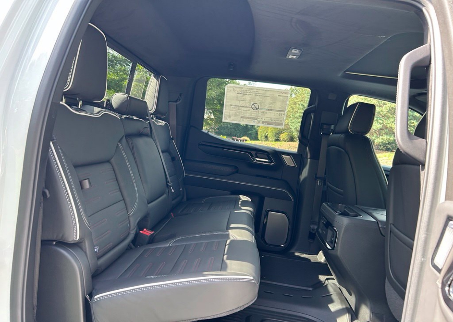 2026 GMC Sierra 1500 AT4X - Photo 121