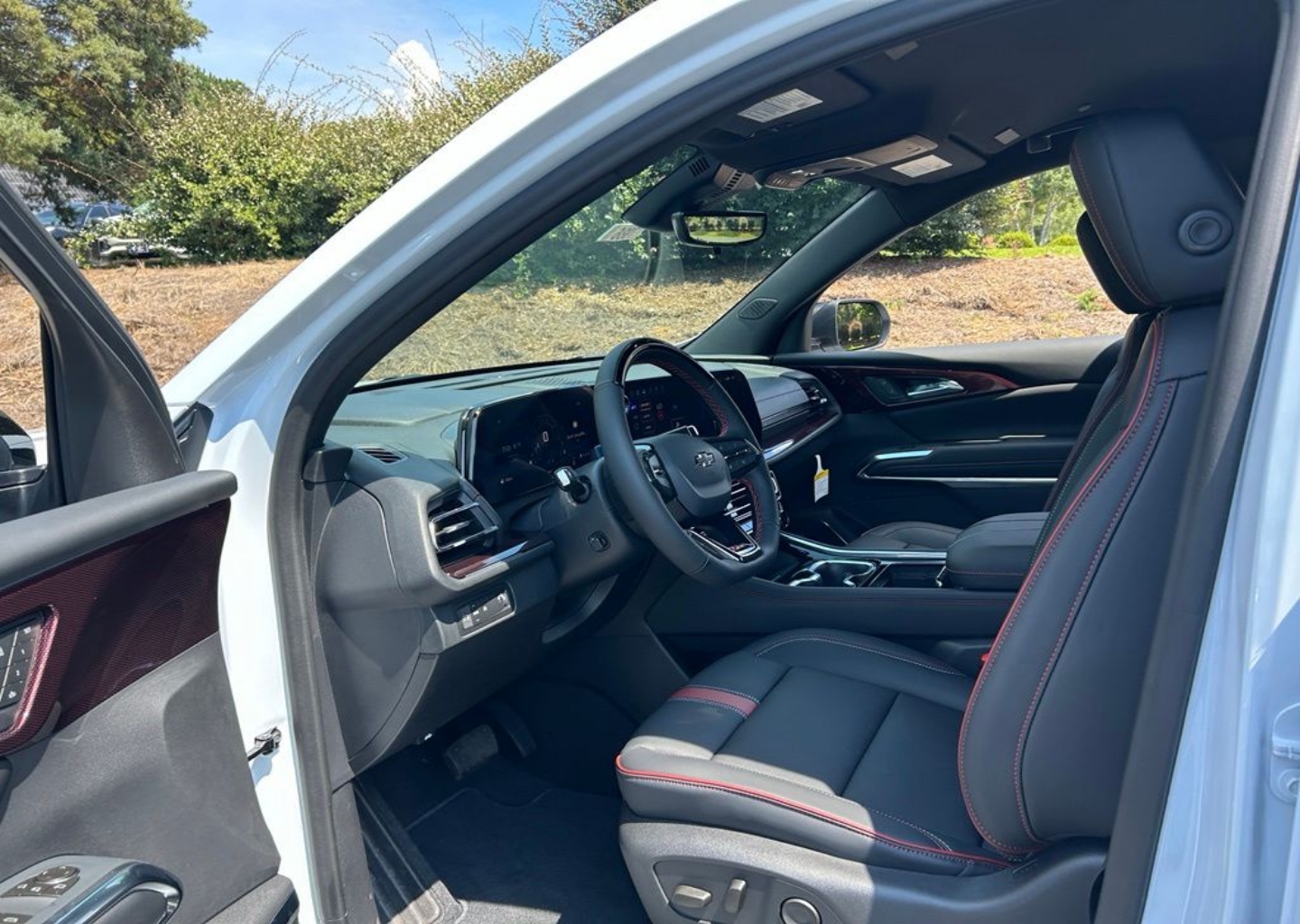 2027 Chevrolet Traverse RS - Photo 102