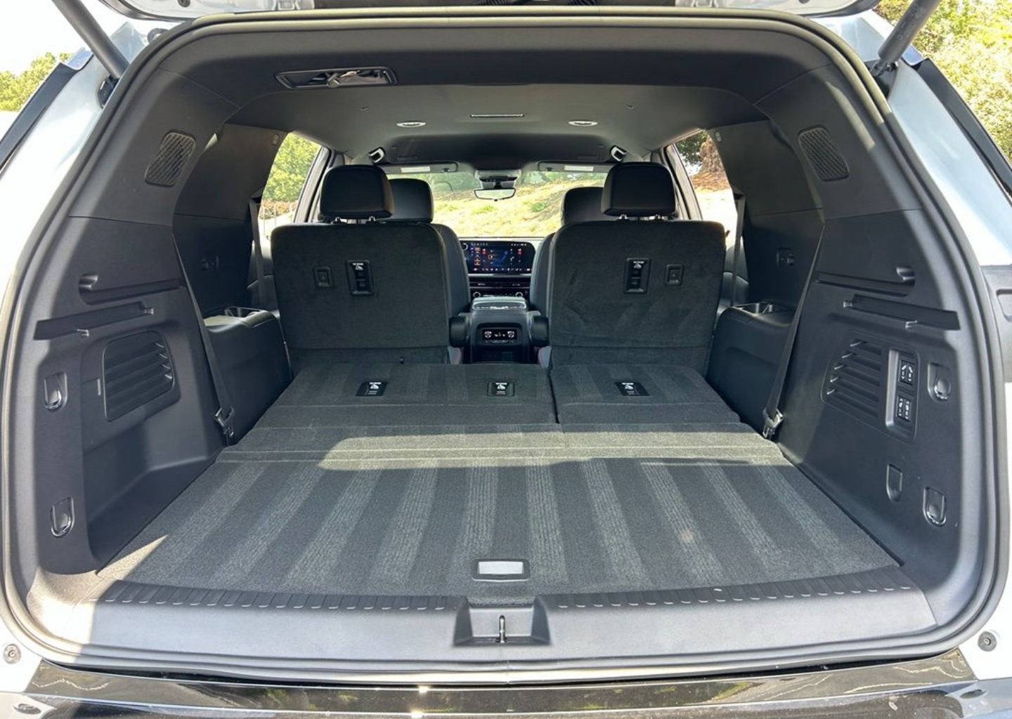 2027 Chevrolet Traverse RS - Photo 108