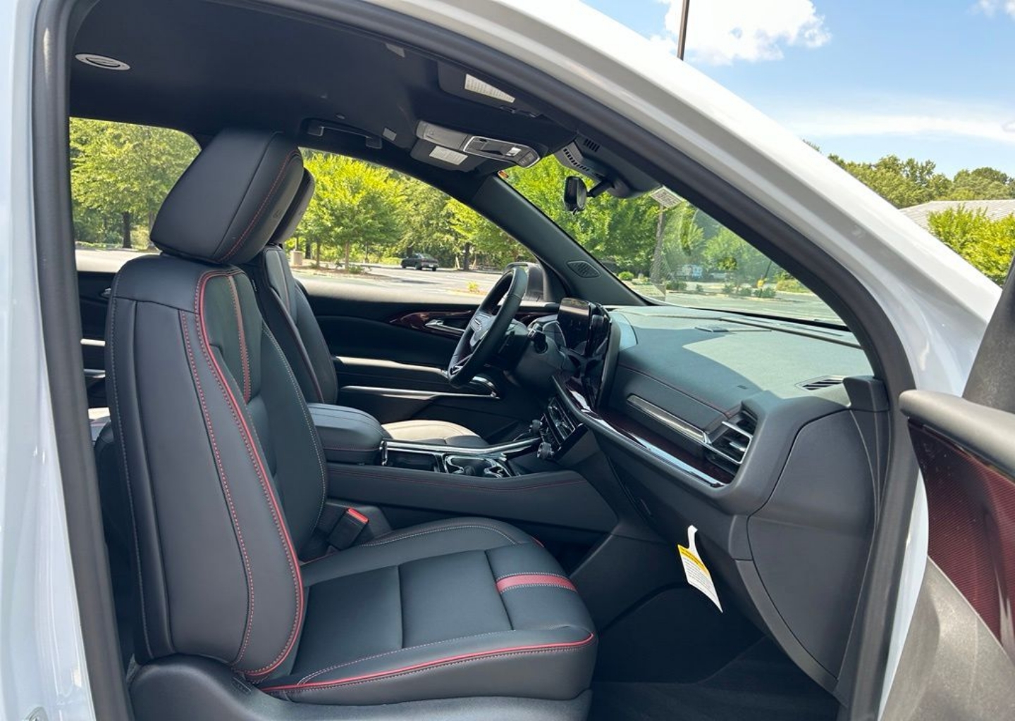 2027 Chevrolet Traverse RS - Photo 116