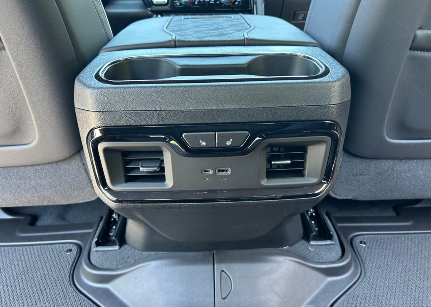 2026 GMC Sierra 2500HD AT4X - Photo 117