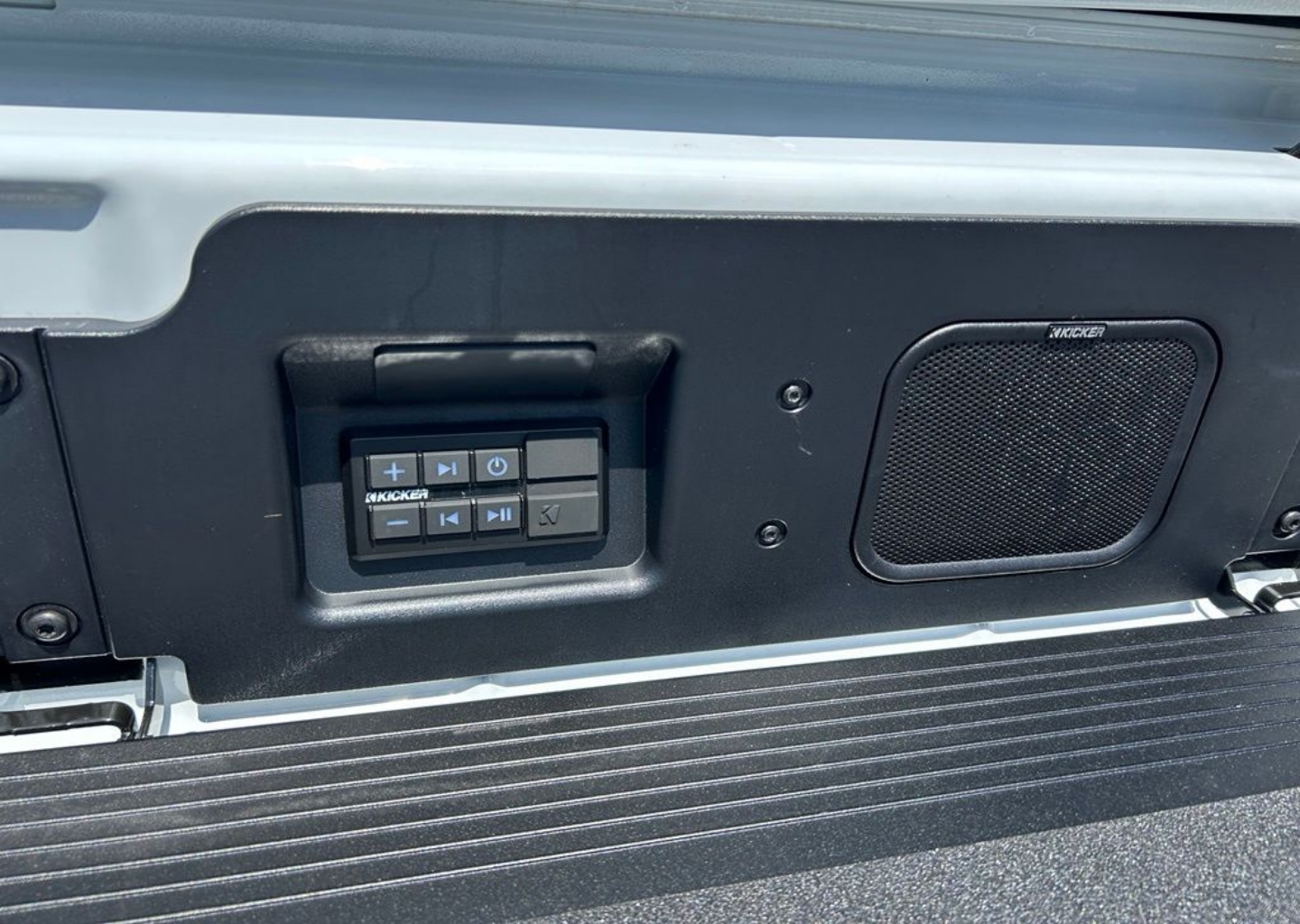 2026 GMC Sierra 1500 AT4X - Photo 98