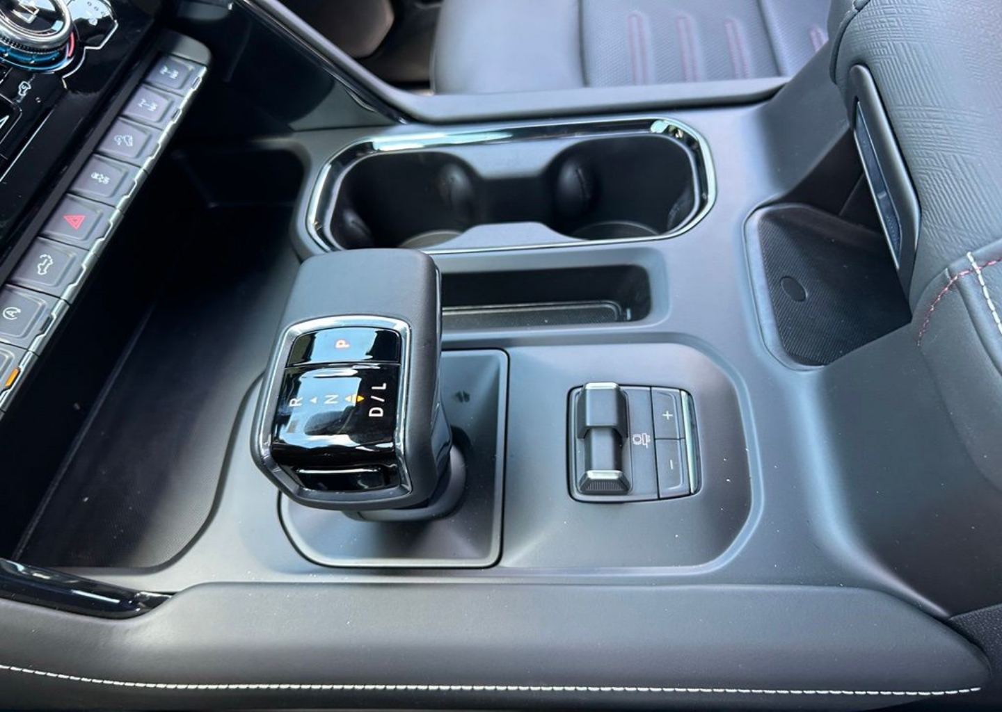 2026 GMC Sierra 1500 AT4X - Photo 111