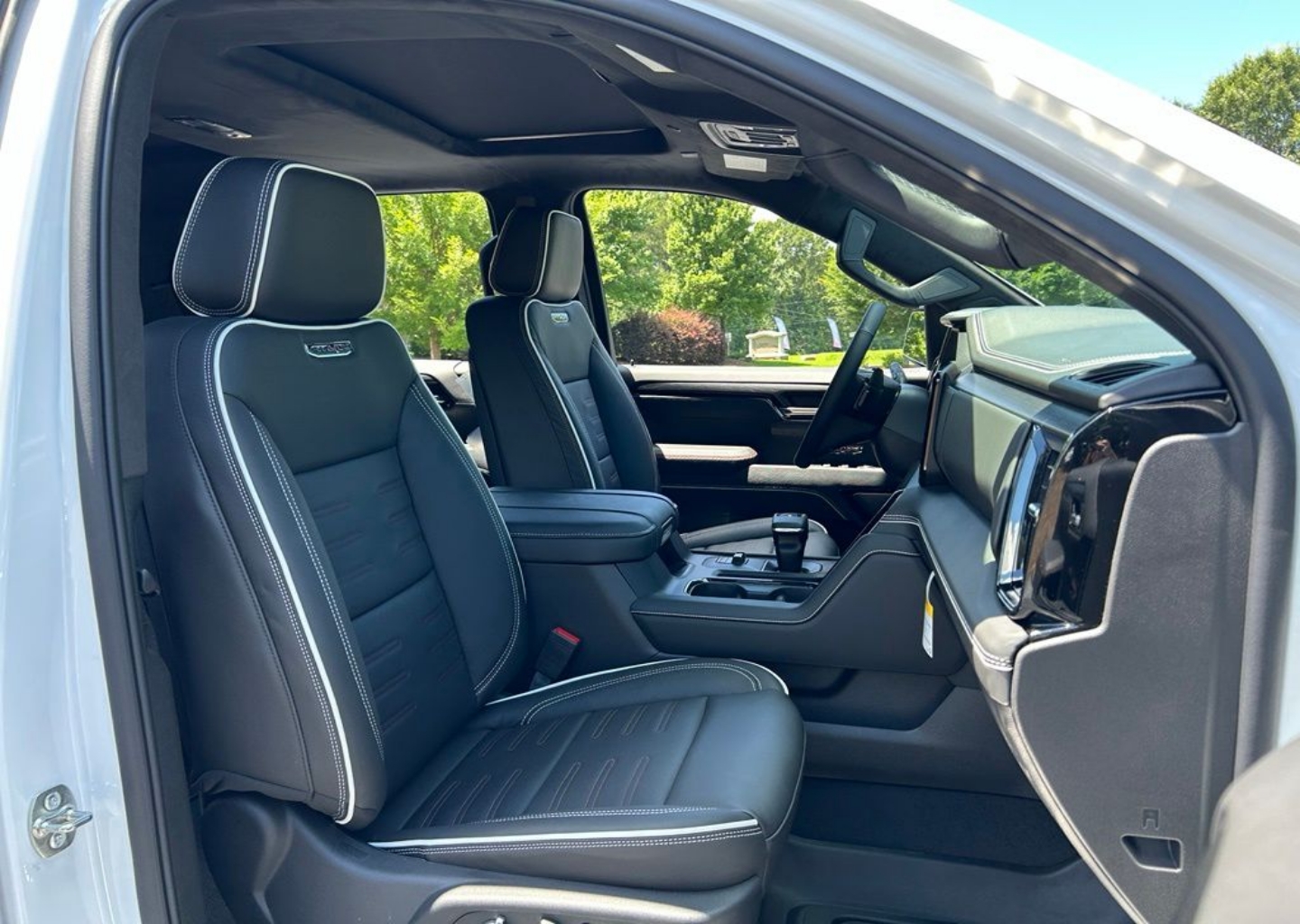 2026 GMC Sierra 1500 AT4X - Photo 124