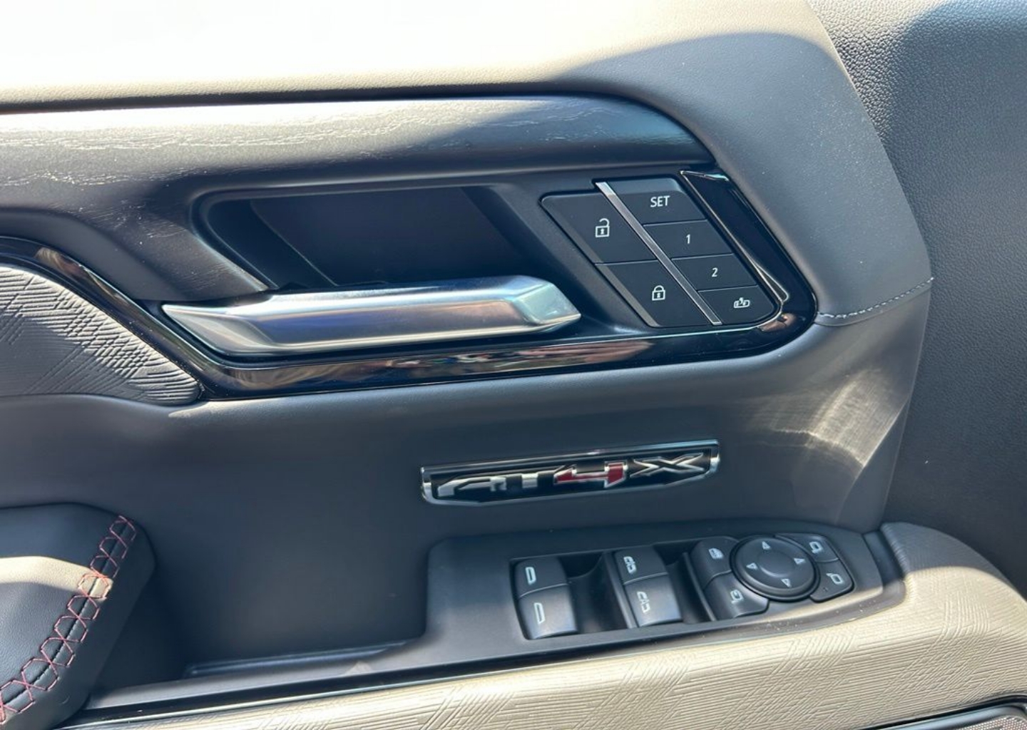 2026 GMC Sierra 1500 AT4X - Photo 129