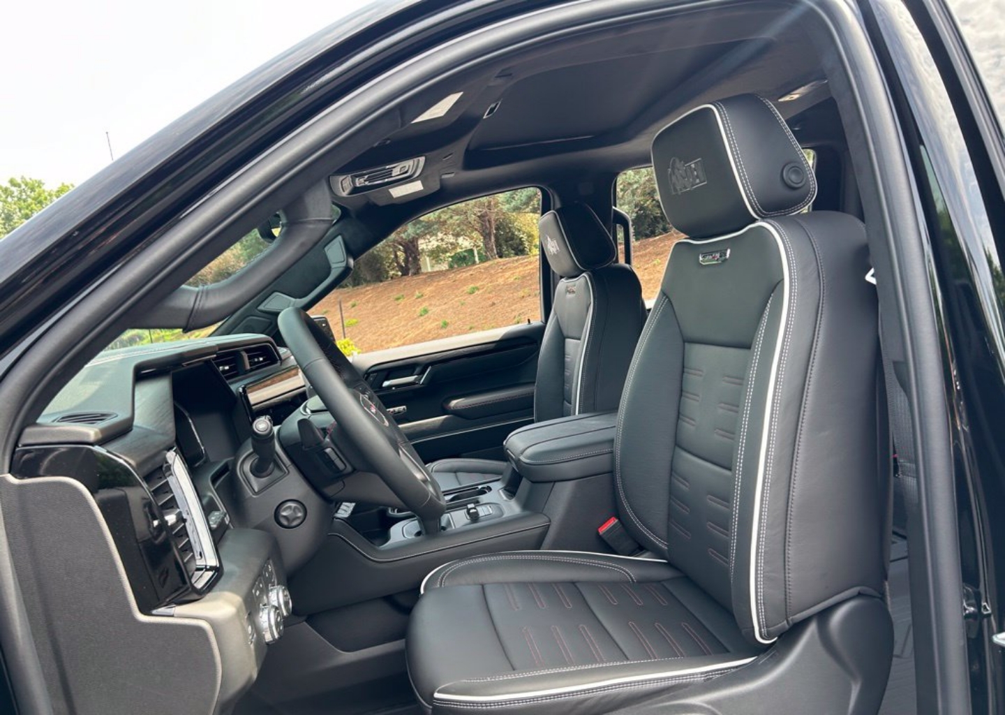 2026 GMC Sierra 1500 AT4X - Photo 117