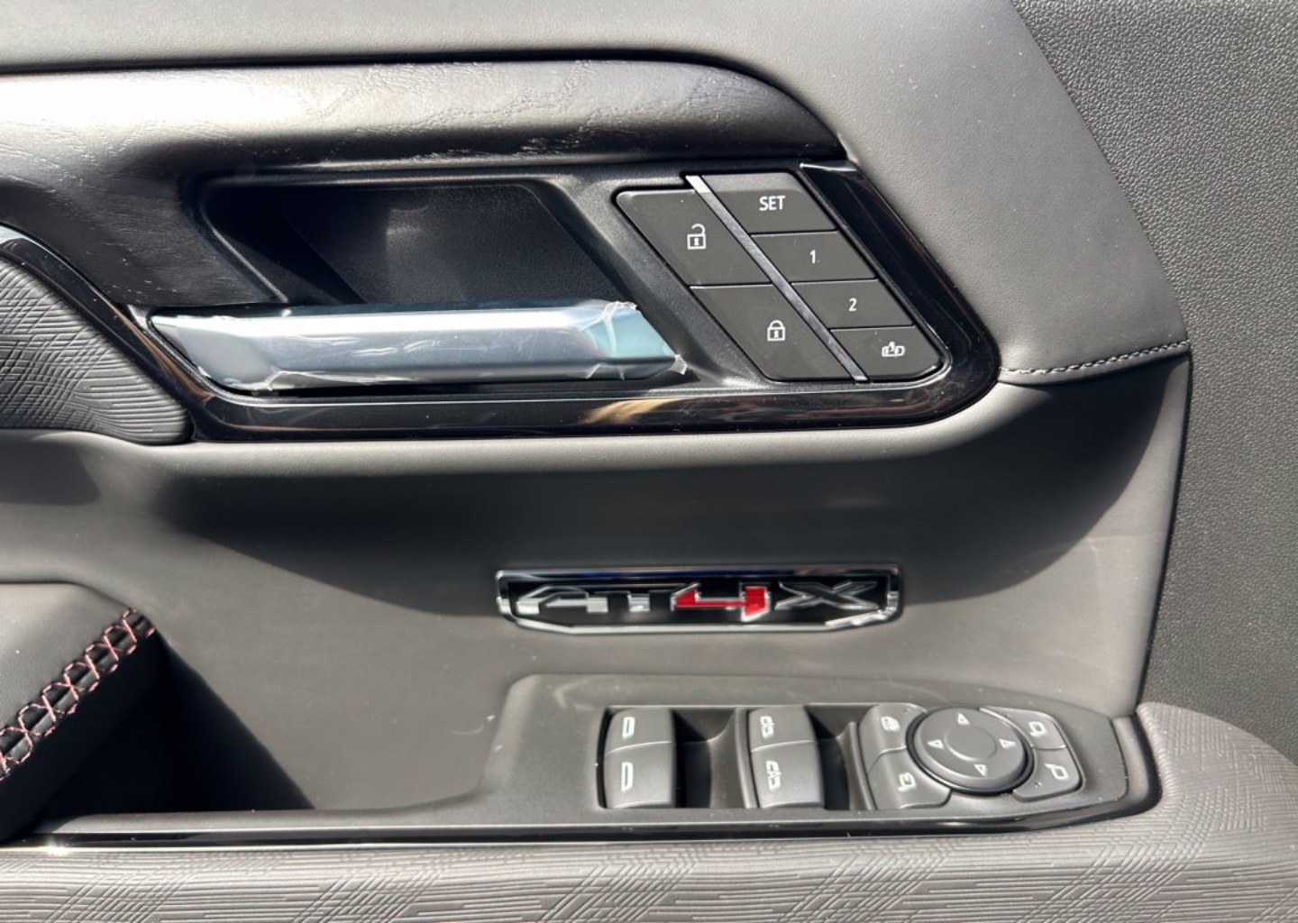 2026 GMC Sierra 1500 AT4X - Photo 131