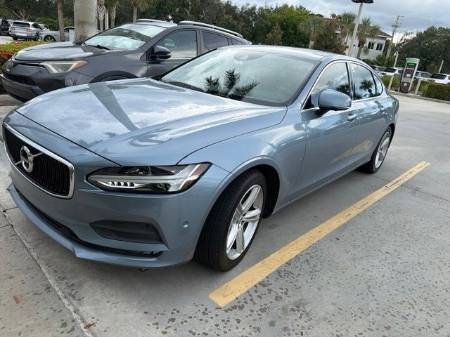 2018 Volvo S90 T5 Momentum