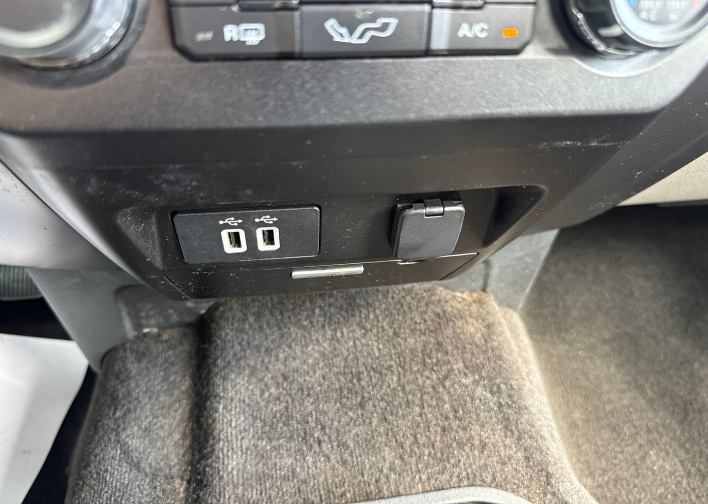 Photo 28