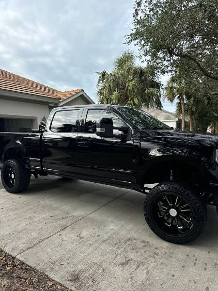 2018 Ford F-250SD LARIAT