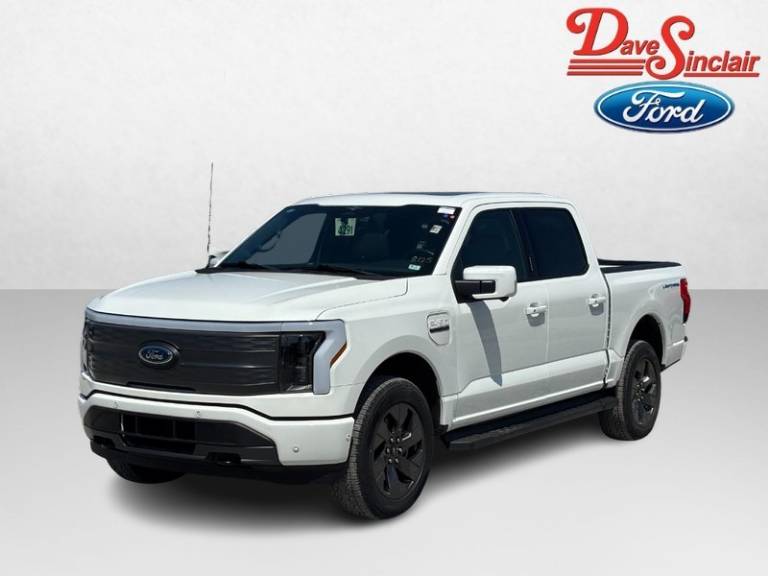 2023 Ford F-150 Lightning LARIAT 4WD SuperCrew 5.5' Box