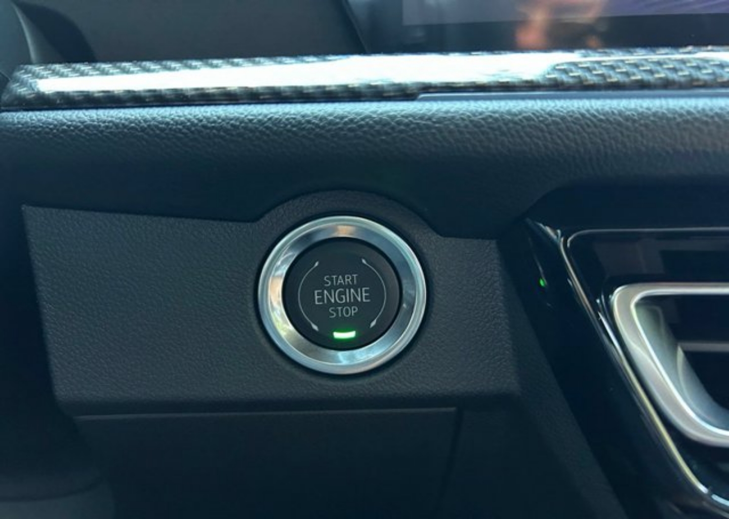 2027 Chevrolet Traverse Z71 - Photo 30