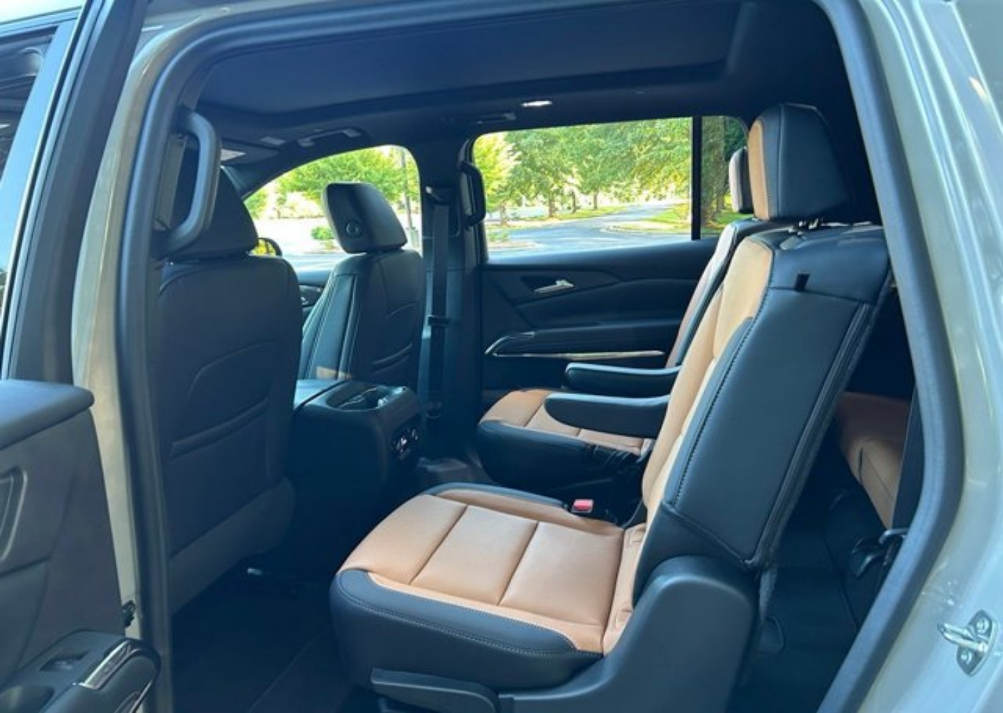 2027 Chevrolet Traverse Z71 - Photo 43