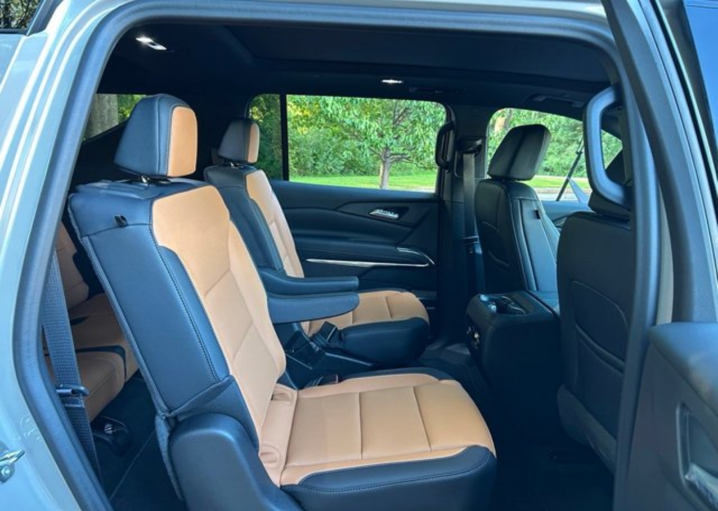 2027 Chevrolet Traverse Z71 - Photo 52