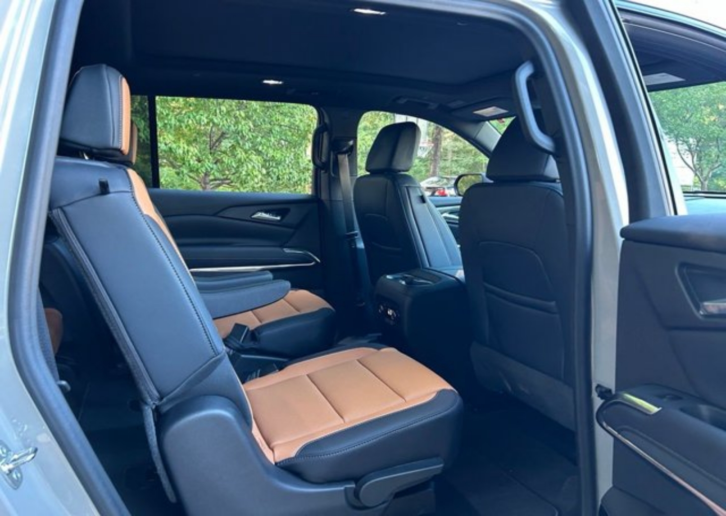 2027 Chevrolet Traverse Z71 - Photo 53