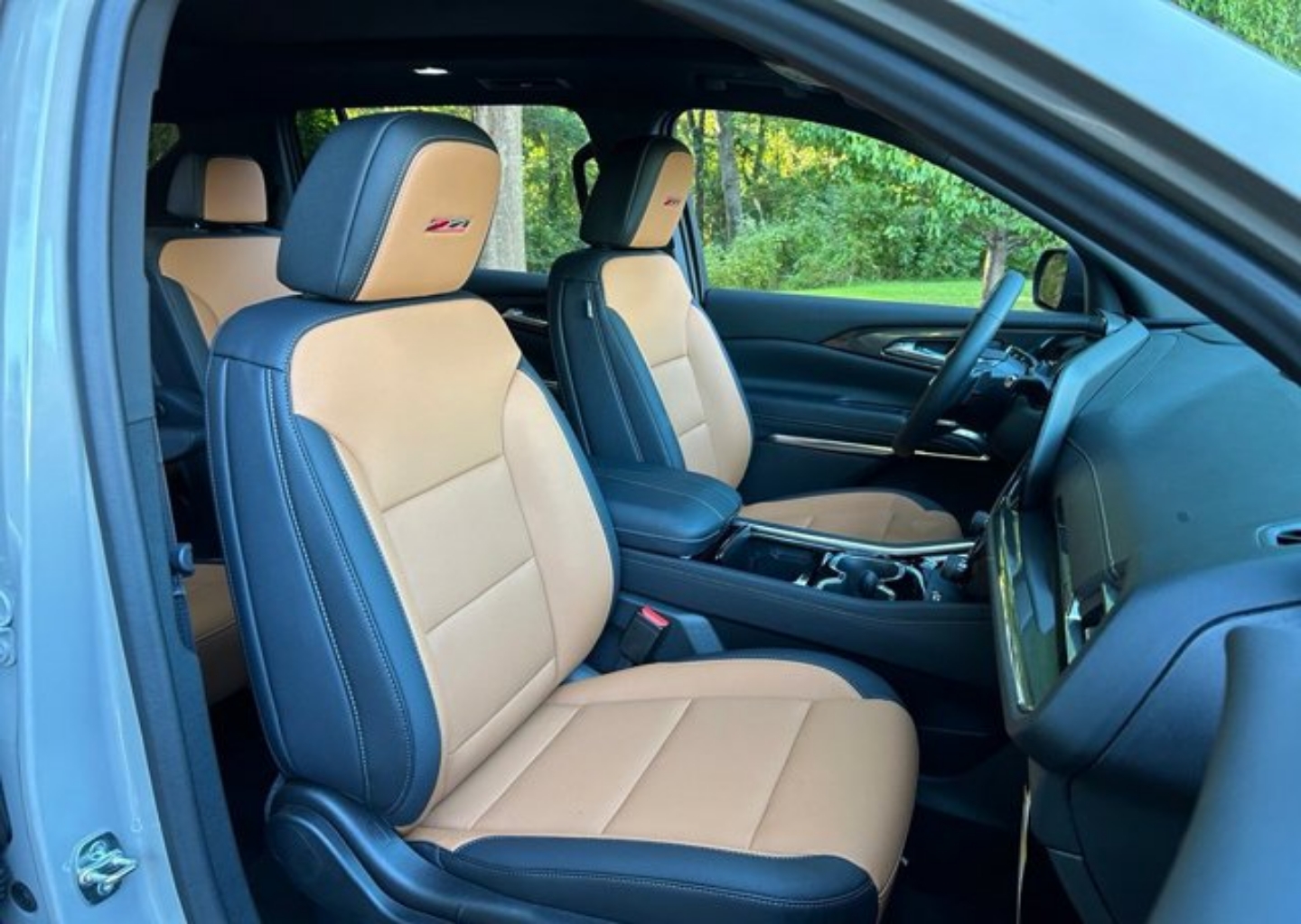 2027 Chevrolet Traverse Z71 - Photo 54