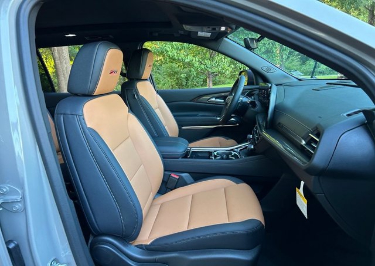 2027 Chevrolet Traverse Z71 - Photo 55