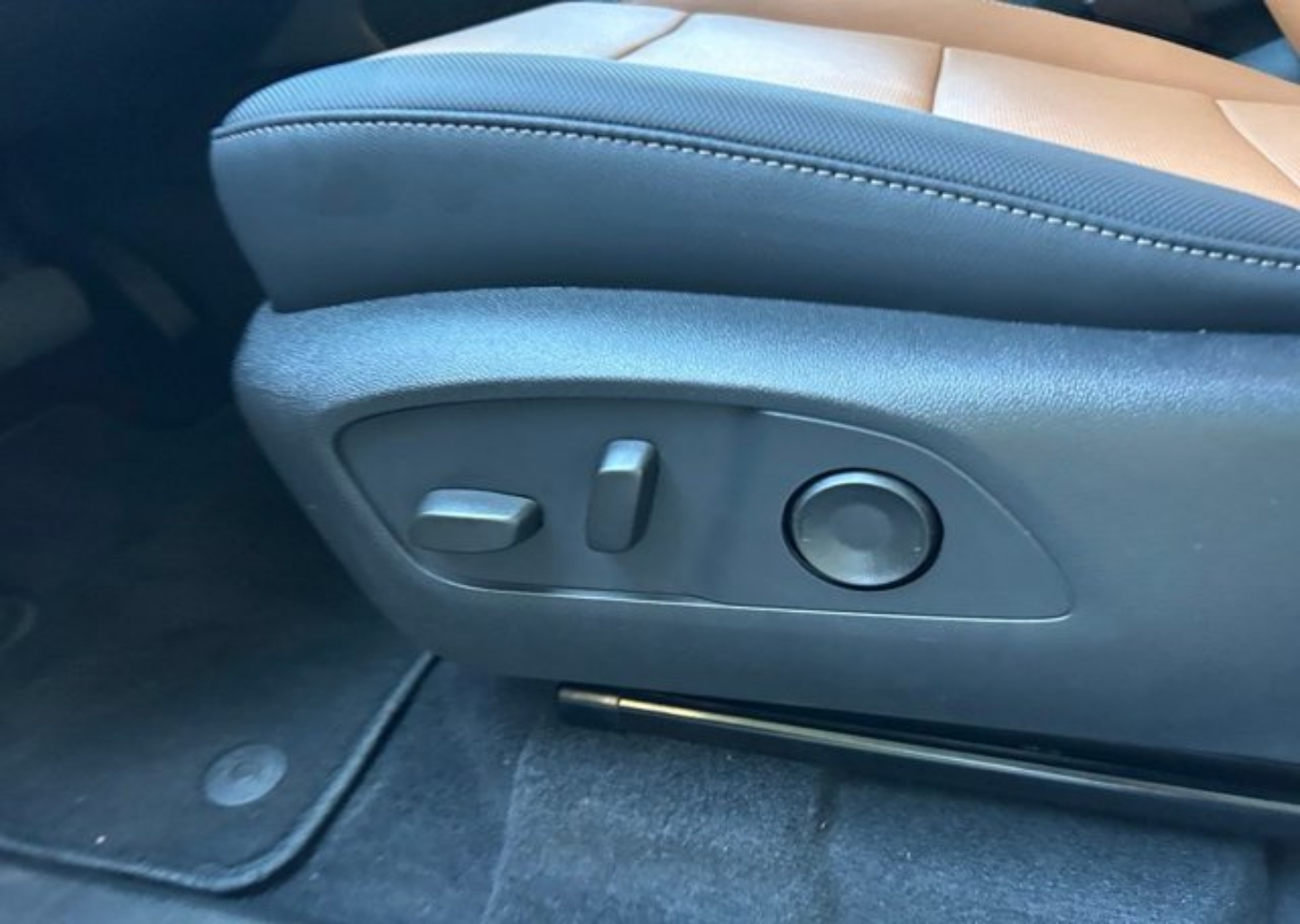 2027 Chevrolet Traverse Z71 - Photo 56