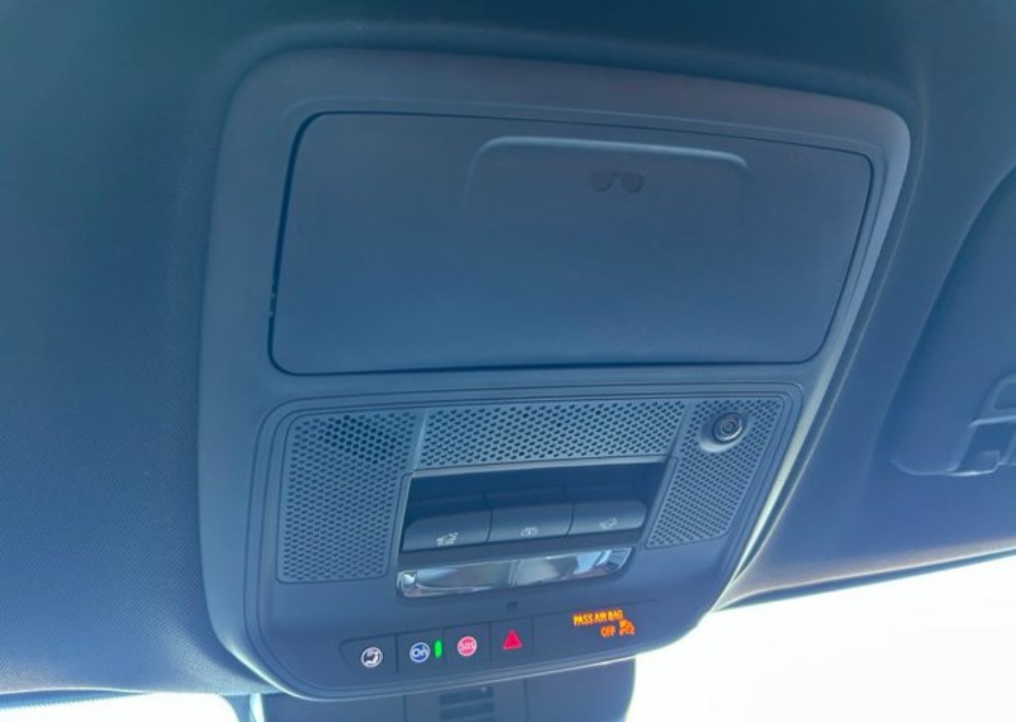 2027 Chevrolet Traverse Z71 - Photo 65