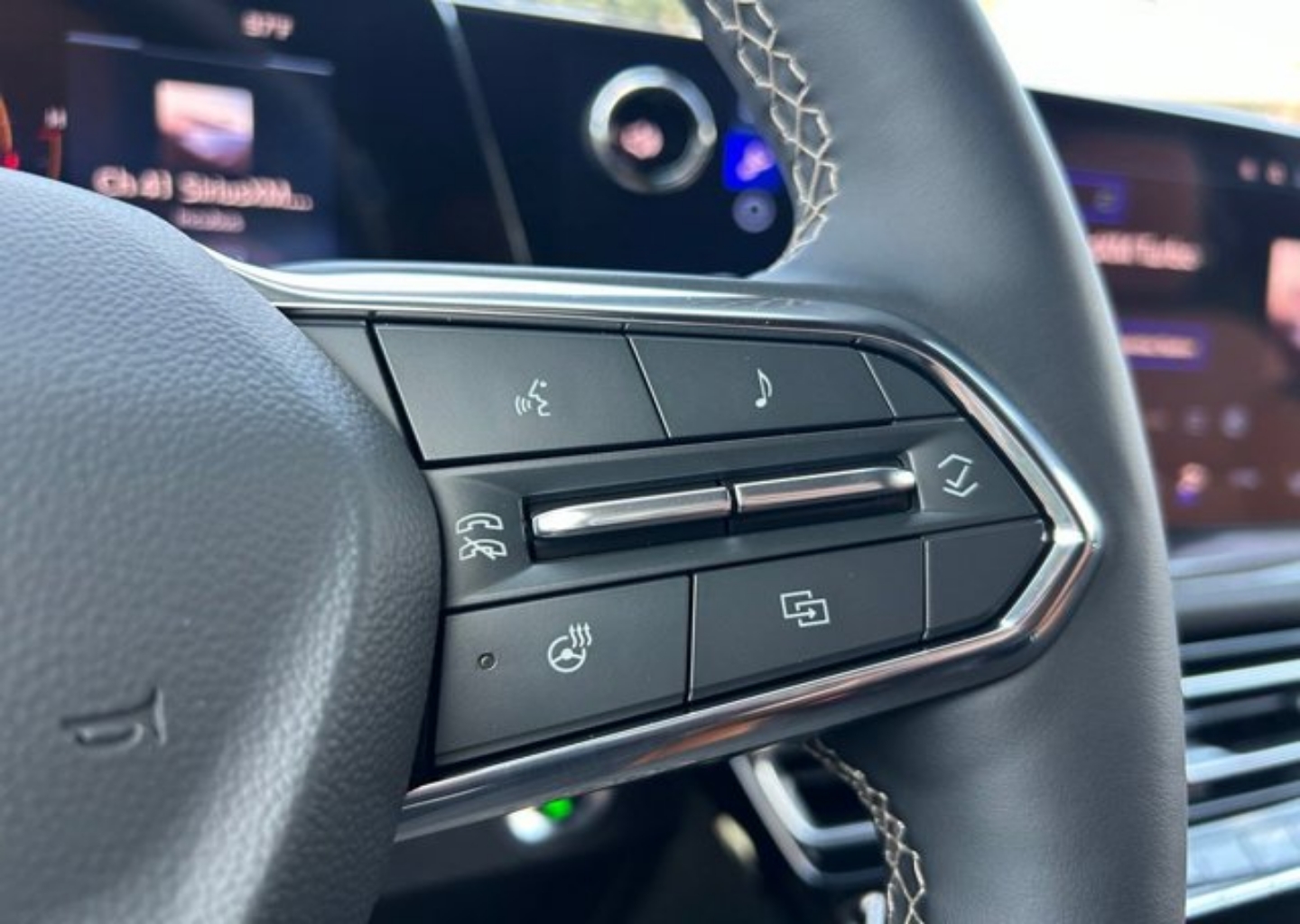 2027 Chevrolet Traverse Z71 - Photo 29
