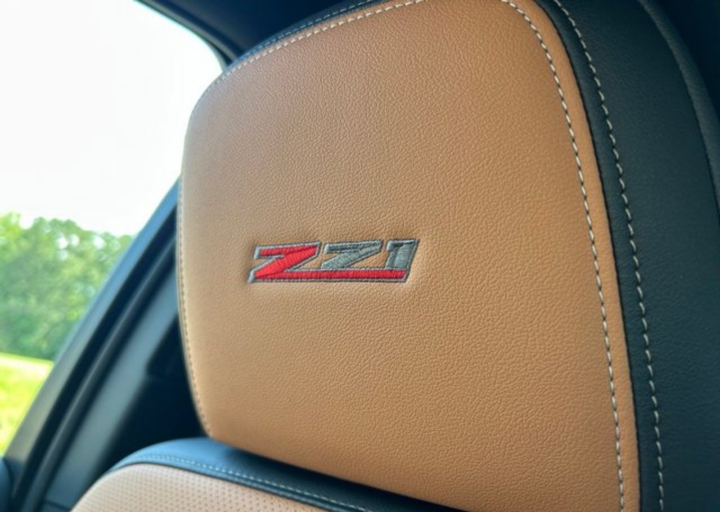 2027 Chevrolet Traverse Z71 - Photo 41
