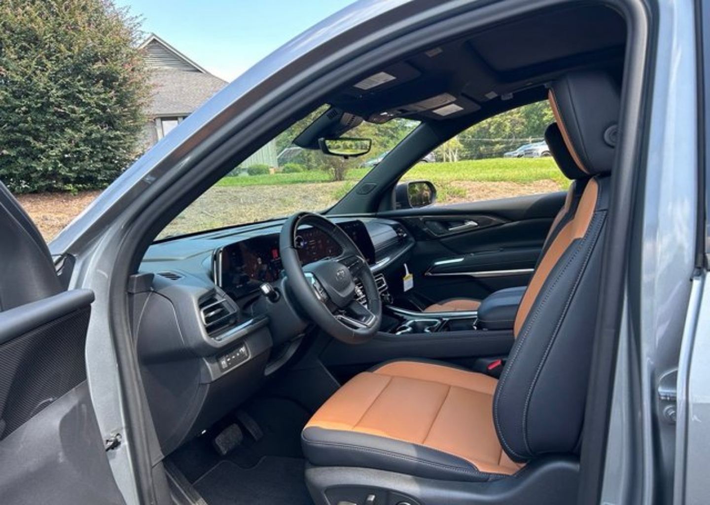2027 Chevrolet Traverse Z71 - Photo 43