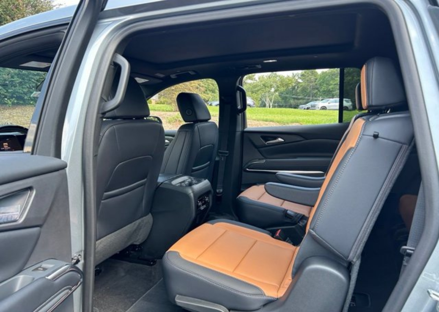 2027 Chevrolet Traverse Z71 - Photo 45