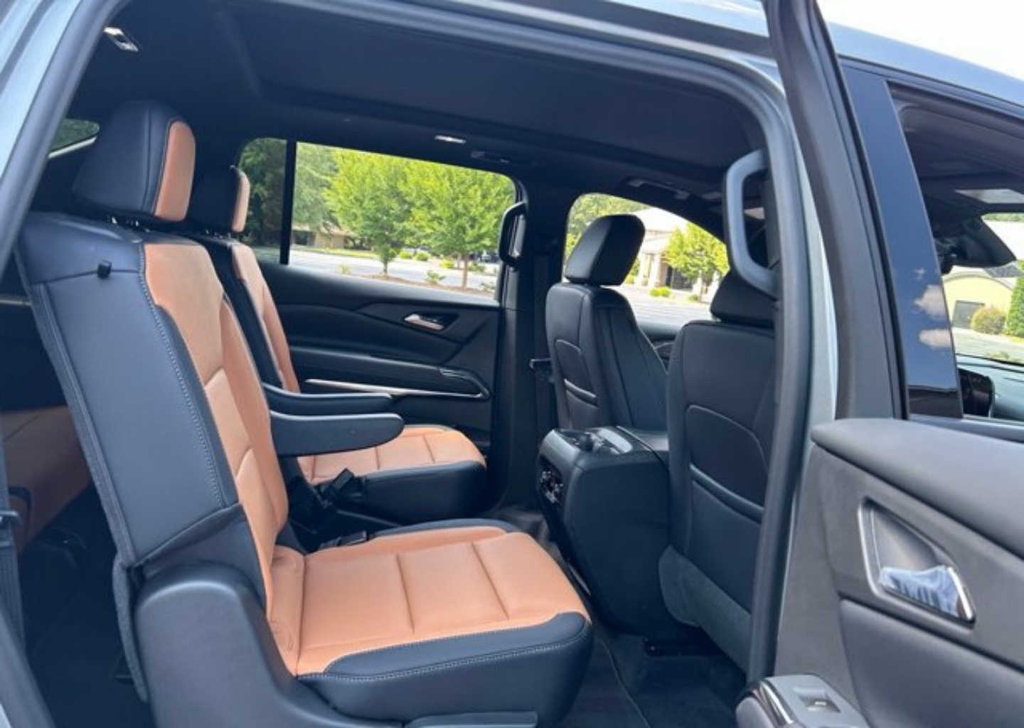 2027 Chevrolet Traverse Z71 - Photo 54
