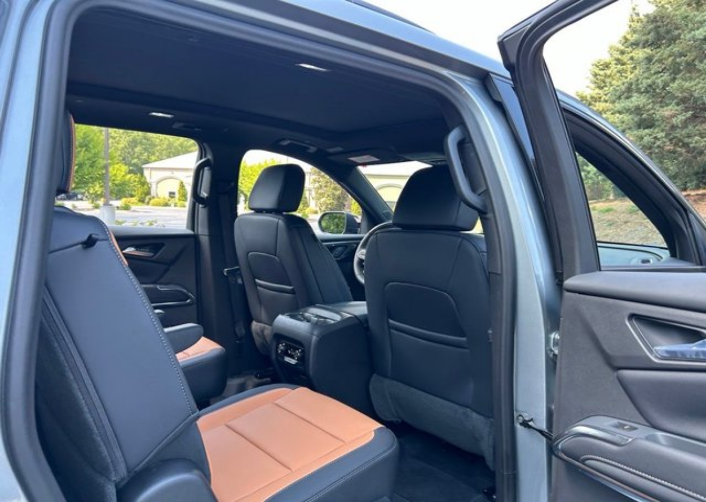 2027 Chevrolet Traverse Z71 - Photo 55