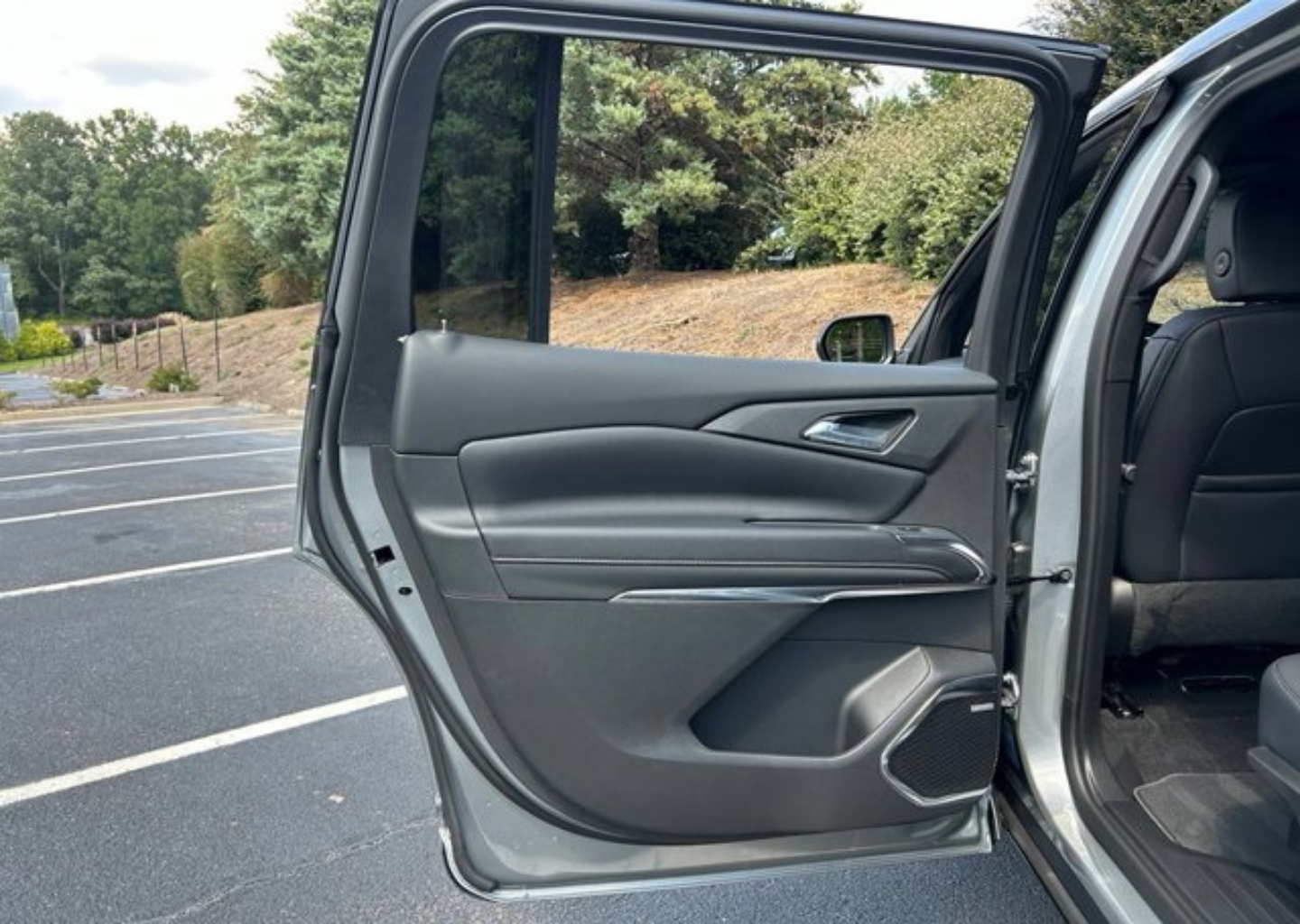2027 Chevrolet Traverse Z71 - Photo 65