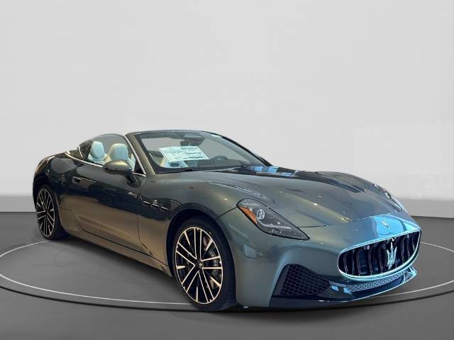 2026 Maserati Grancabrio Base