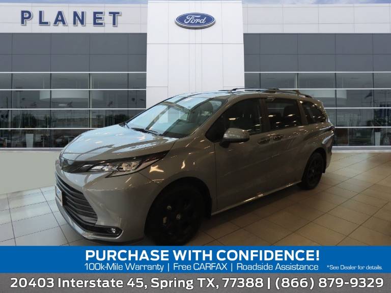 2025 Toyota Sienna XLE AWD 7-Passenger