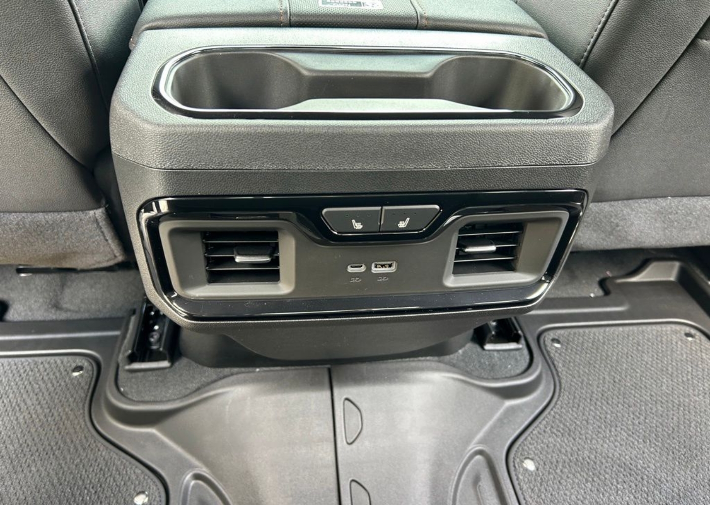 2026 GMC Sierra 1500 AT4 - Photo 110