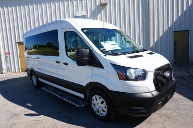 2026 Ford Transit Passenger Wagon XL
