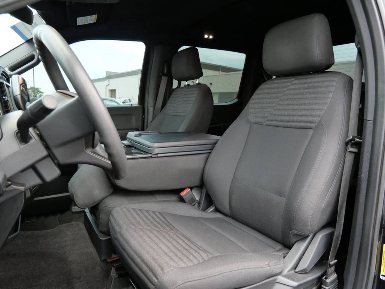 2022 Ford F-150 XL - Photo 9